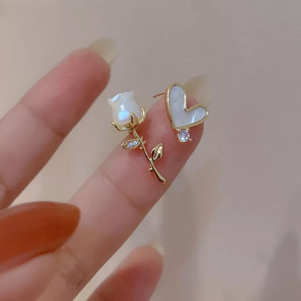 White Roses Earrings 🦋